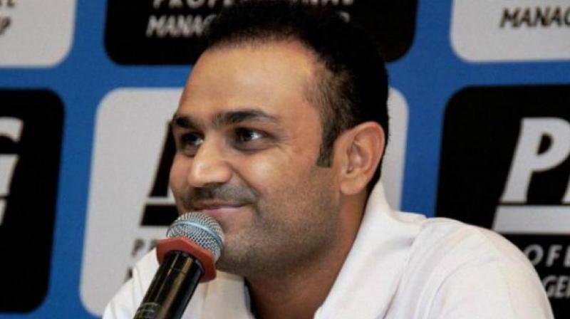 Virender Sehwag feels MS Fhoni should continue till the 2019 World Cup