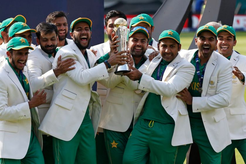 Ten Pakistani cricketers found Corona positive ahead of England tour