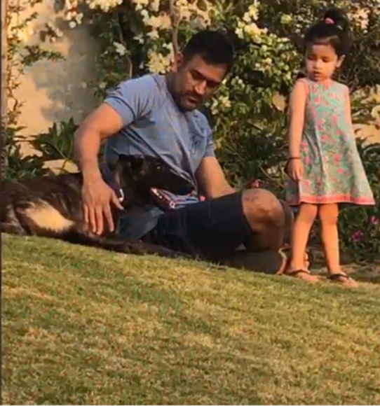 Video: Get a sneak peak at personal life of MS Dhoni.