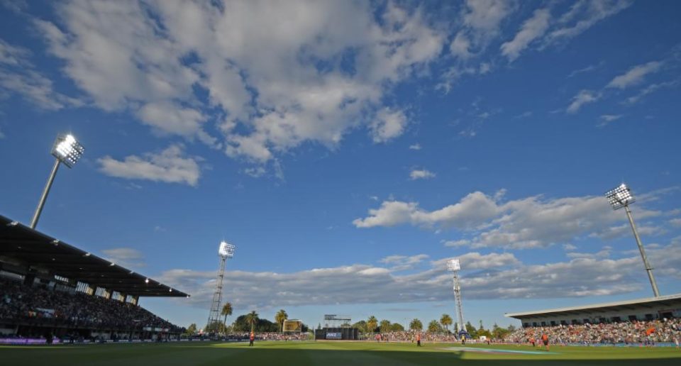 Ind vs NZ 1st ODI: Sun stops play for the first time in International cricket