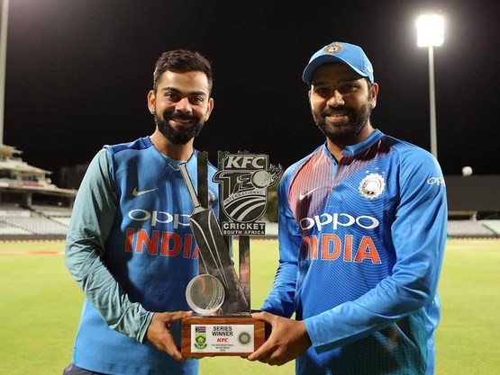 Harbhajan Singh picks the better batsman between Virat Kohli and Rohit Sharma