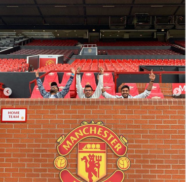 In Pics: Team India members visit Manchester United's home ground "Theatre of dreams"